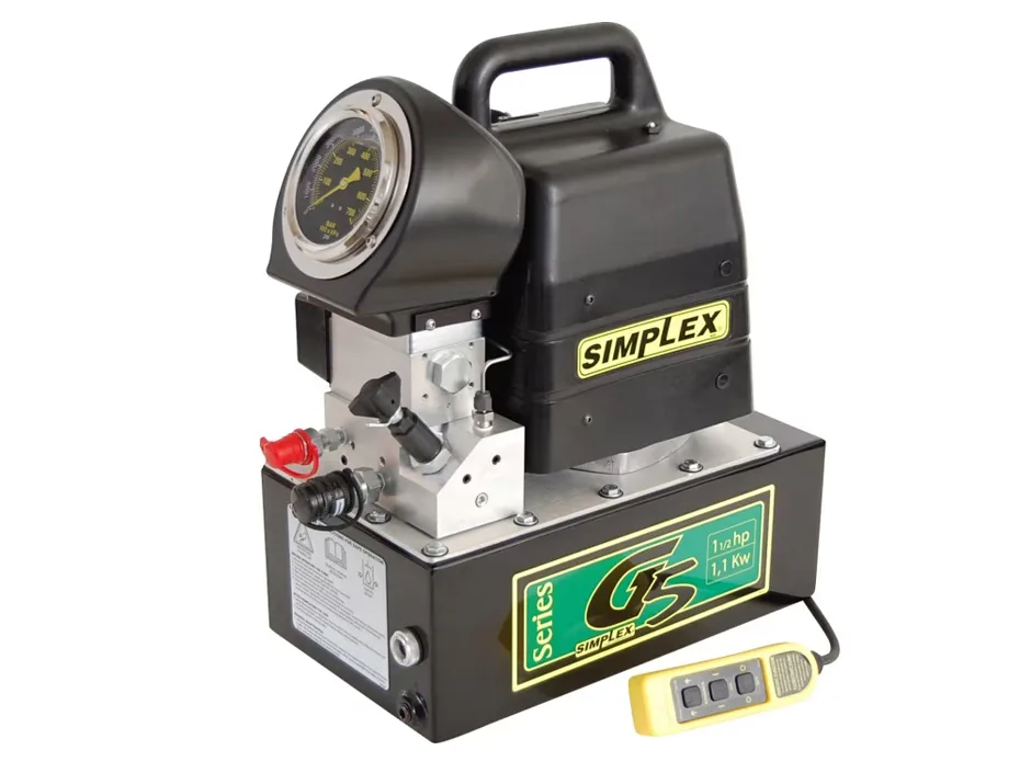 Torque wrench pumps